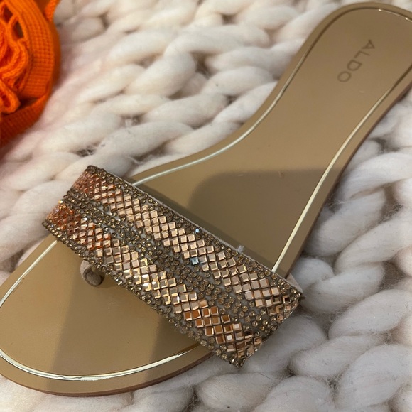 Aldo Gold and Tan Sandals - Picture 5 of 5
